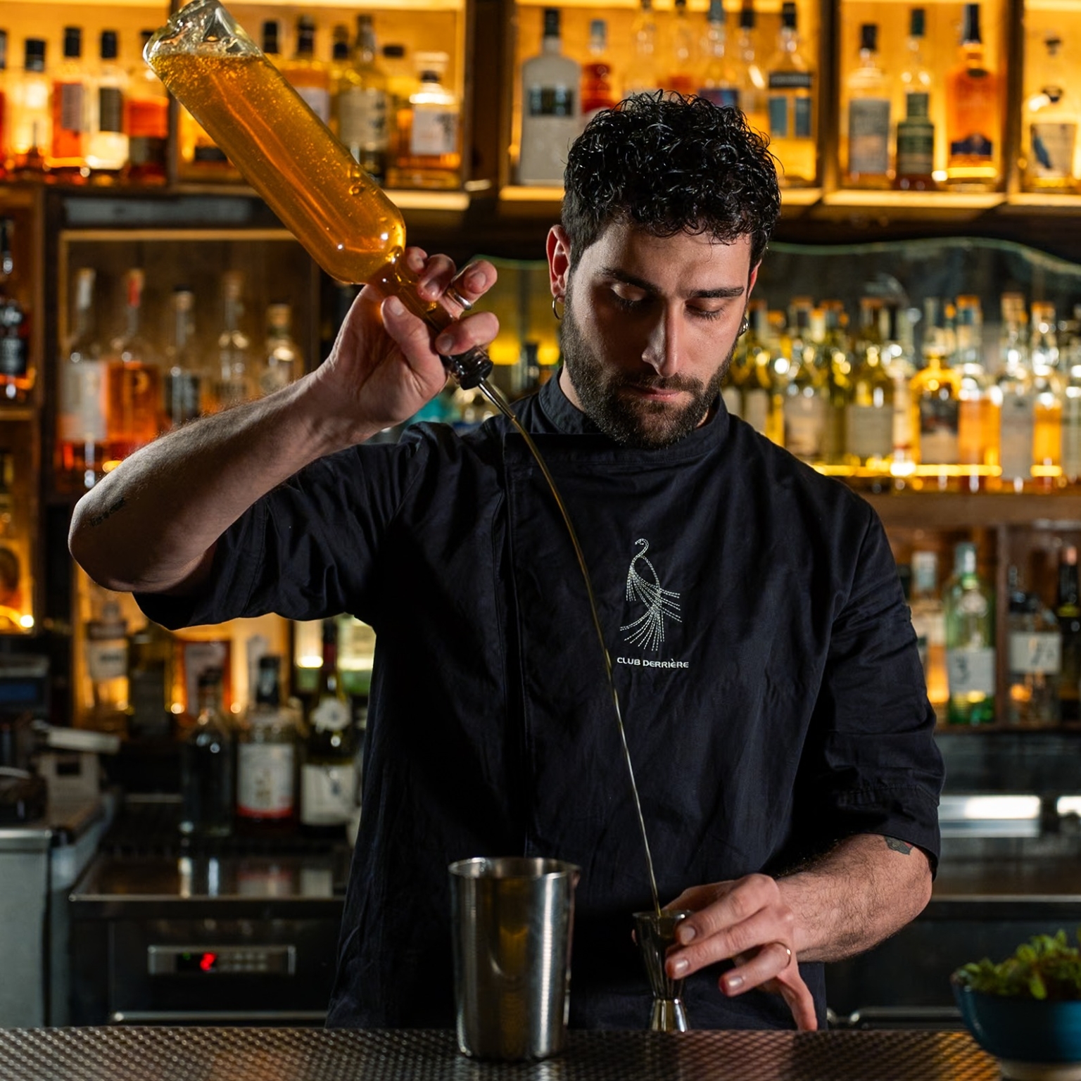 BCB TAKE OVER: CLUB DERRIÈRE AT CRACKERS BAR - Crackers